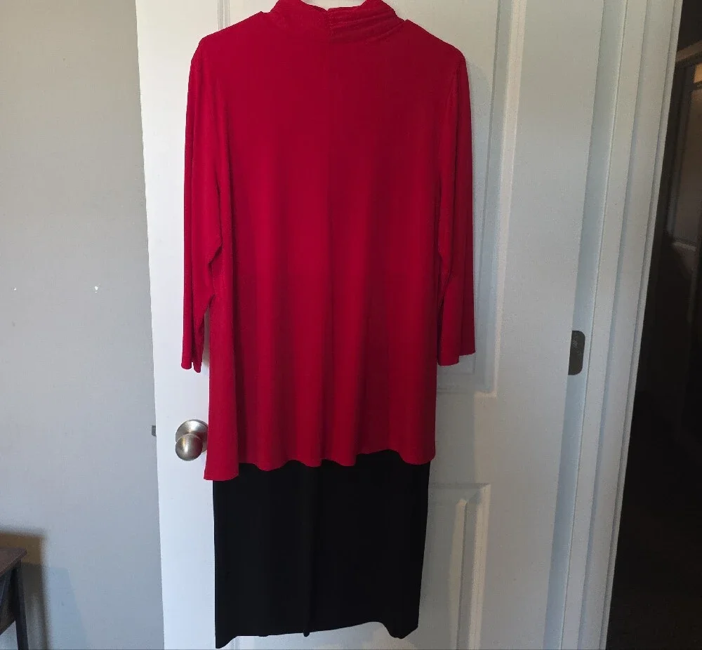 connected apparel Red Draped Top with Black Skirt Two-Piece Set